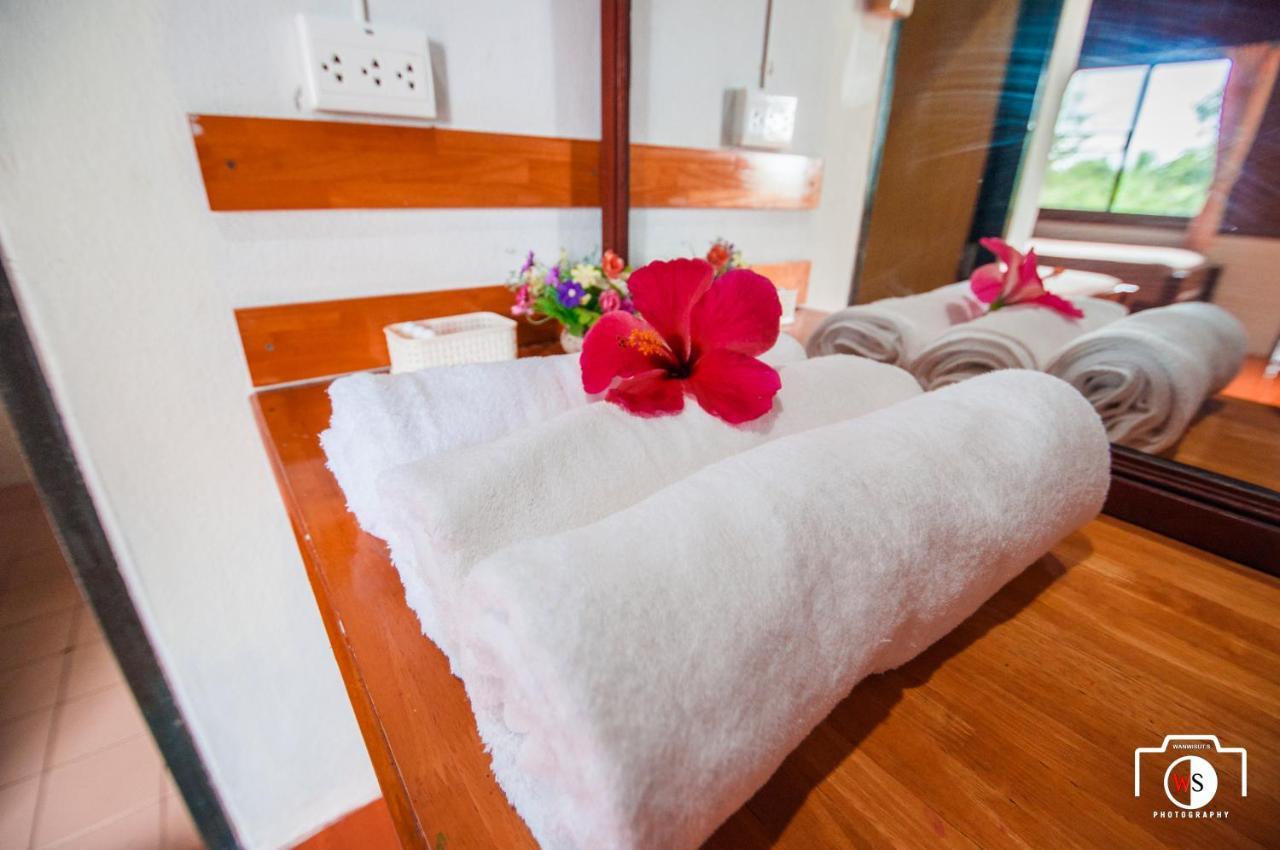 Venus Resort Haad Rin Extérieur photo
